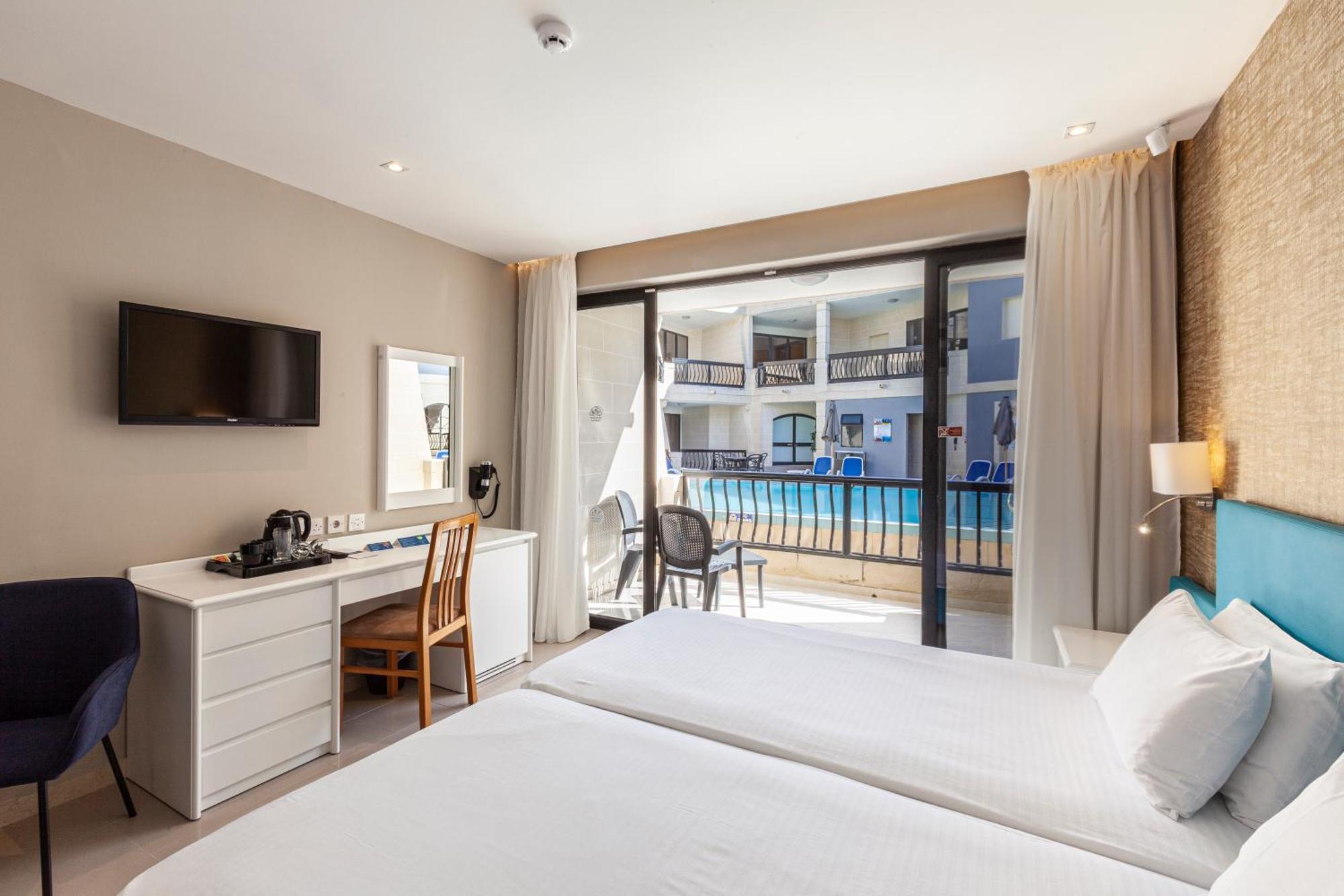 Pergola Hotel&Spa Mellieha Bagian luar foto